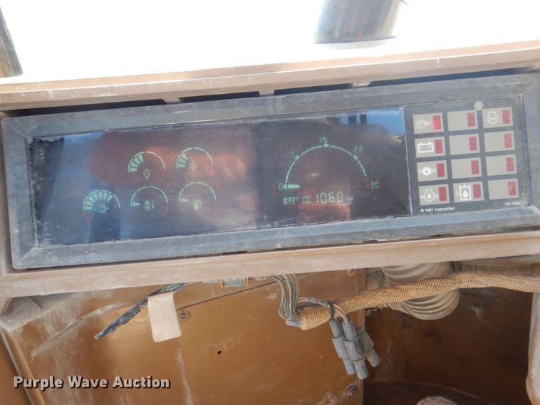 image for item EV9380 1991 Caterpillar 950F  wheel loader