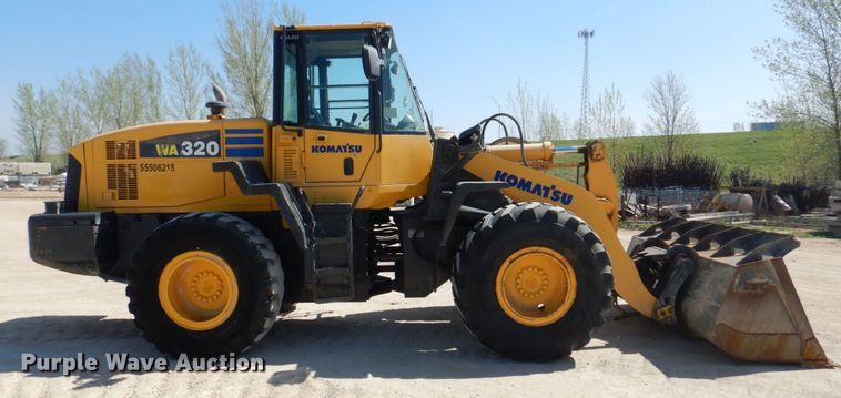image for item EV9381 2006 Komatsu WA320-5L  wheel loader