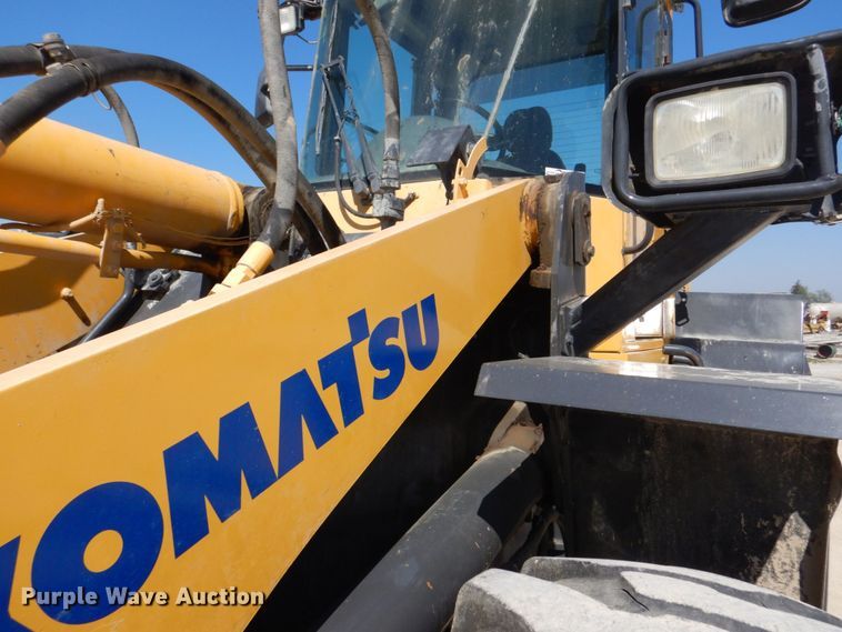 image for item EV9381 2006 Komatsu WA320-5L  wheel loader
