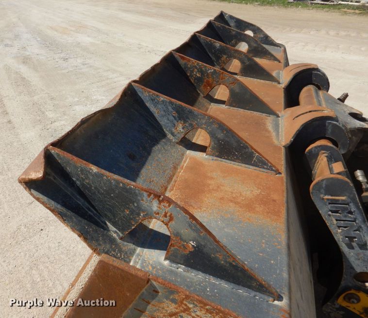 image for item EV9381 2006 Komatsu WA320-5L  wheel loader