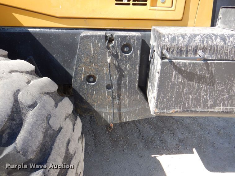 image for item EV9381 2006 Komatsu WA320-5L  wheel loader