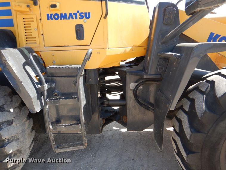image for item EV9381 2006 Komatsu WA320-5L  wheel loader