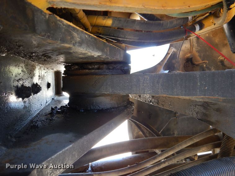 image for item EV9381 2006 Komatsu WA320-5L  wheel loader