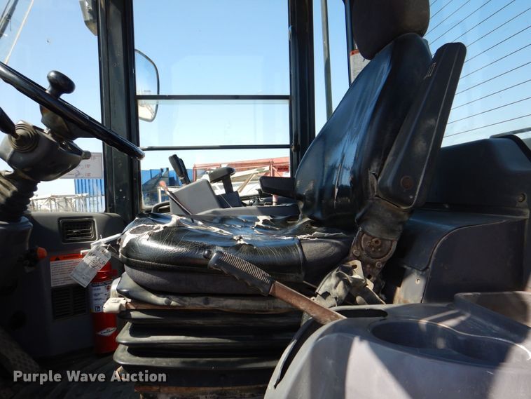 image for item EV9381 2006 Komatsu WA320-5L  wheel loader