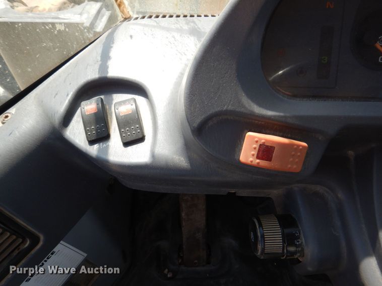 image for item EV9381 2006 Komatsu WA320-5L  wheel loader