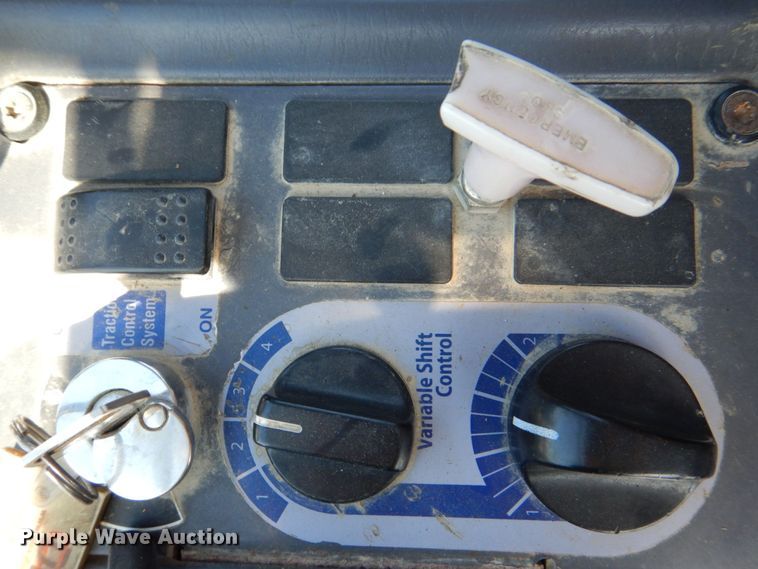 image for item EV9381 2006 Komatsu WA320-5L  wheel loader