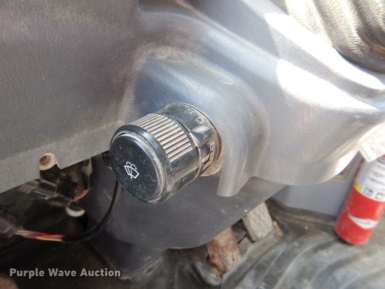 image for item EV9381 2006 Komatsu WA320-5L  wheel loader