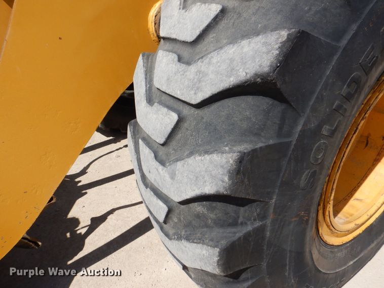 image for item EV9381 2006 Komatsu WA320-5L  wheel loader