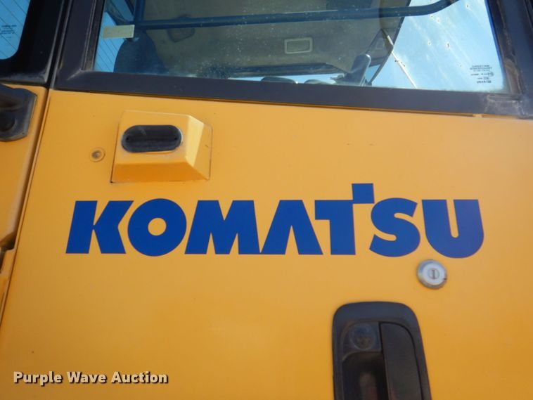 image for item EV9381 2006 Komatsu WA320-5L  wheel loader