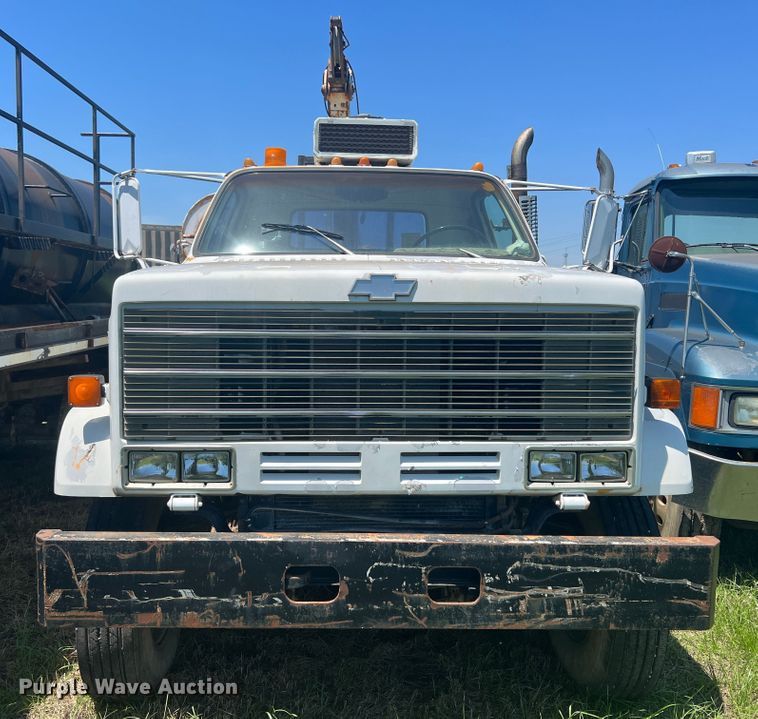 image for item HL9022 1986 Chevrolet C70  crane truck