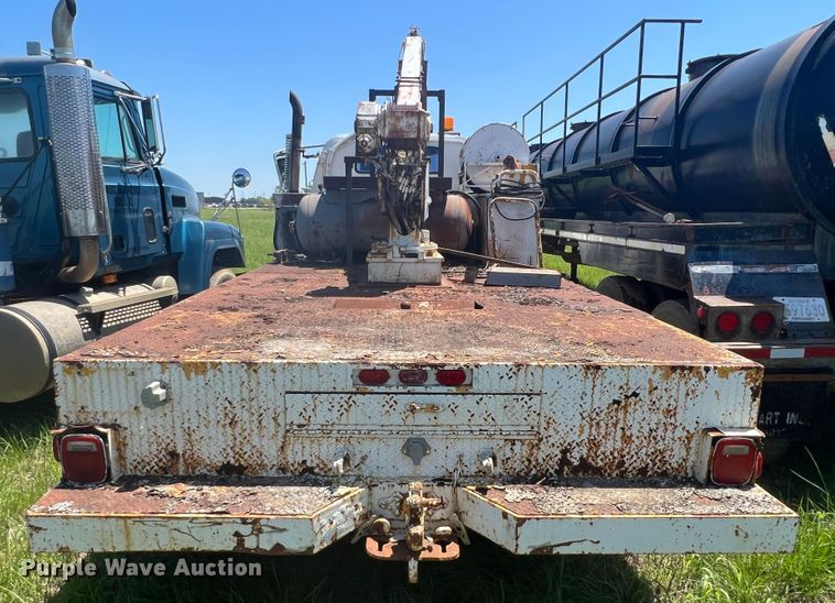 image for item HL9022 1986 Chevrolet C70  crane truck