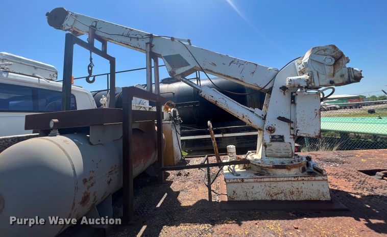 image for item HL9022 1986 Chevrolet C70  crane truck