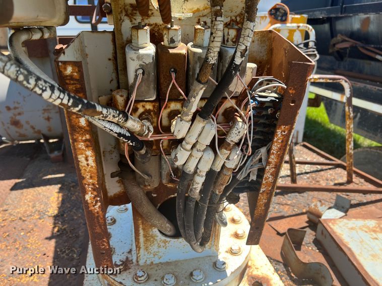 image for item HL9022 1986 Chevrolet C70  crane truck