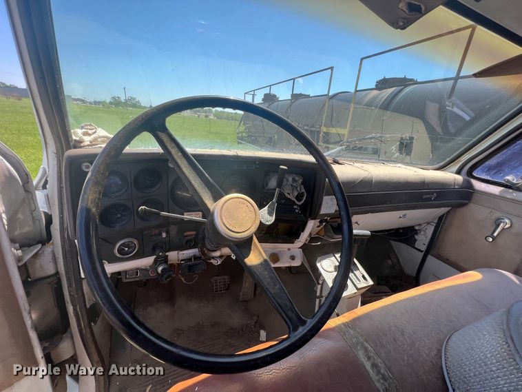 image for item HL9022 1986 Chevrolet C70  crane truck