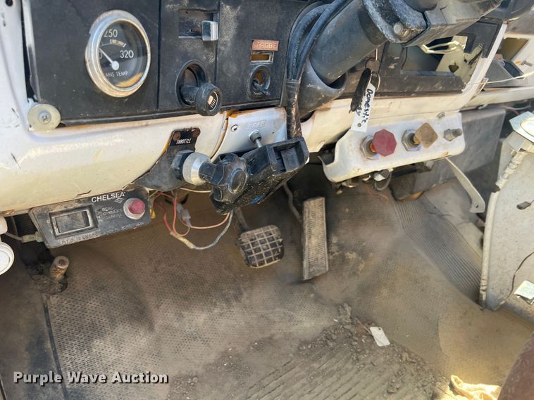 image for item HL9022 1986 Chevrolet C70  crane truck