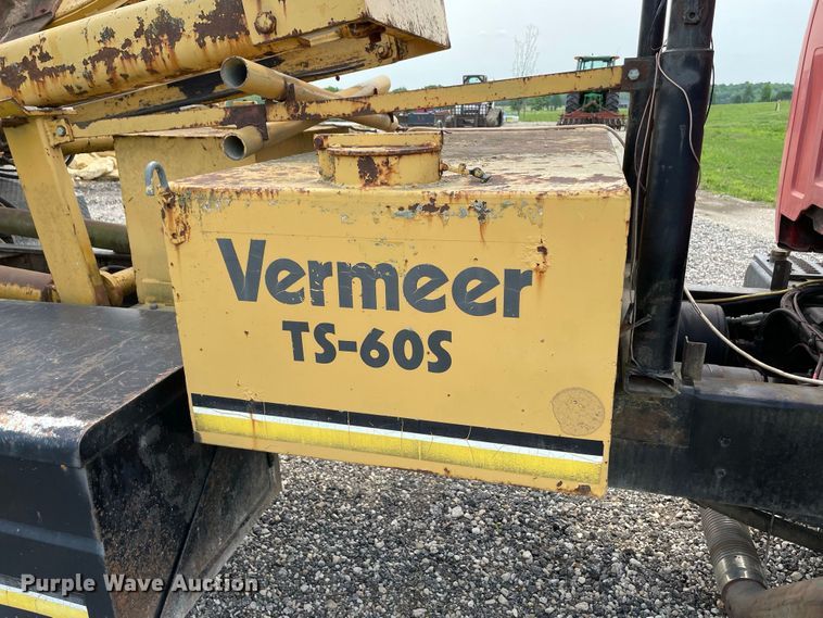 image for item JC9864 1990 GMC C6000  truck with Vermeer tree spade