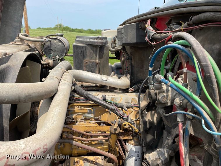 image for item JC9864 1990 GMC C6000  truck with Vermeer tree spade