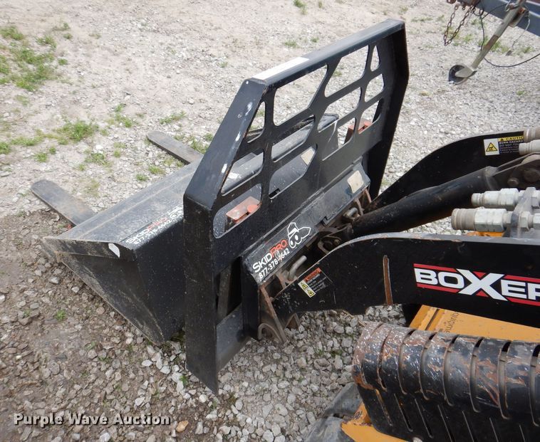 image for item JH9854 Morark Boxer 532  compact utility loader