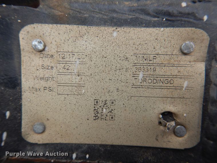 image for item JH9854 Morark Boxer 532  compact utility loader