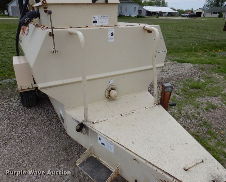 image for item JH9855 Finn T-60-T II  hydroseeder