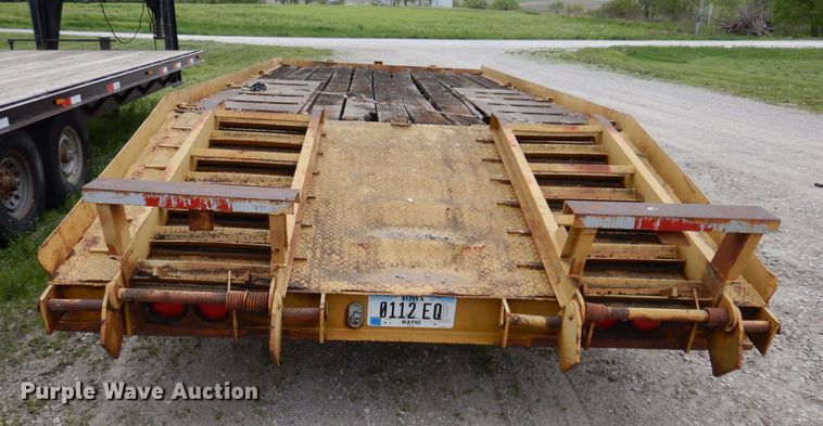 image for item JH9856 1986 Dynaweld  equipment trailer