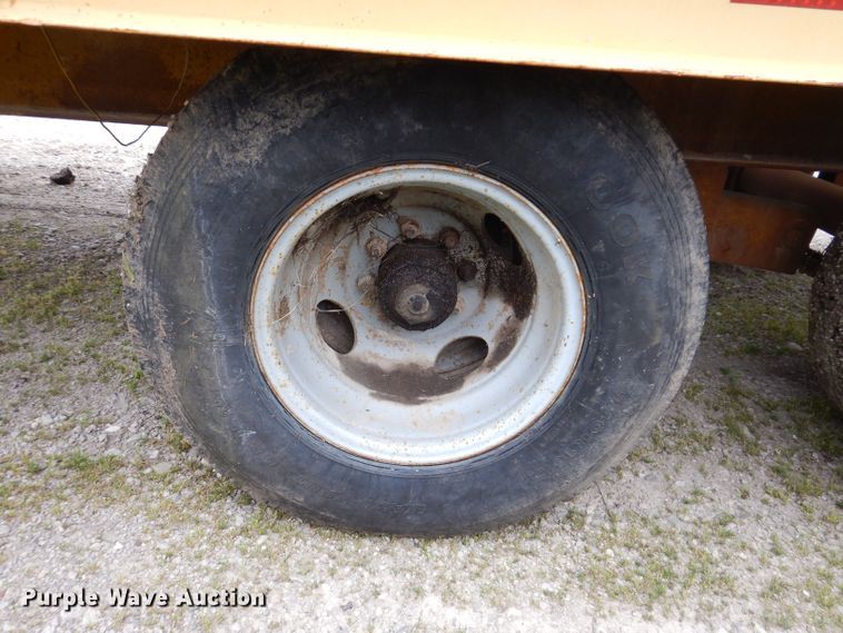 image for item JH9856 1986 Dynaweld  equipment trailer
