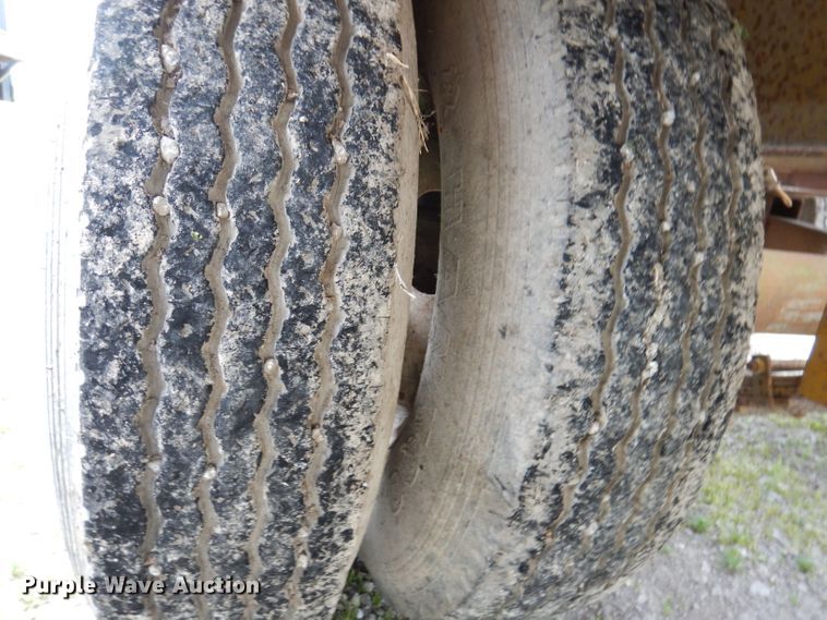 image for item JH9856 1986 Dynaweld  equipment trailer