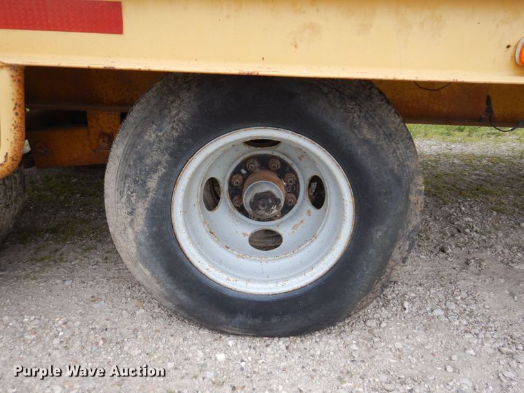 image for item JH9856 1986 Dynaweld  equipment trailer