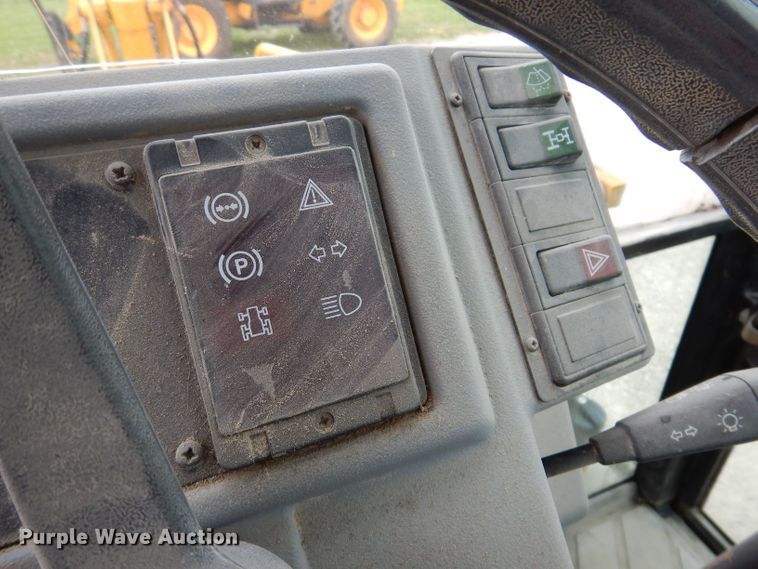 image for item JH9857 1999 Fermec Turbo  backhoe