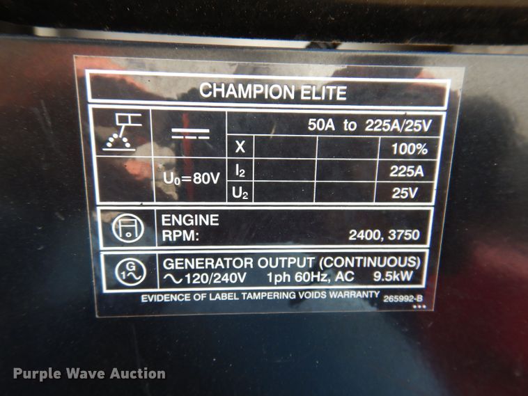 image for item JH9867 2000 Freightliner FL70  utility / service truck