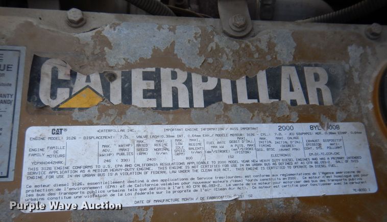 image for item JH9867 2000 Freightliner FL70  utility / service truck