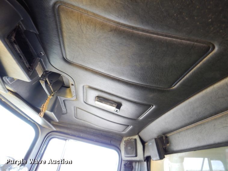 image for item JK9480 1996 Mack RD690S  dump truck