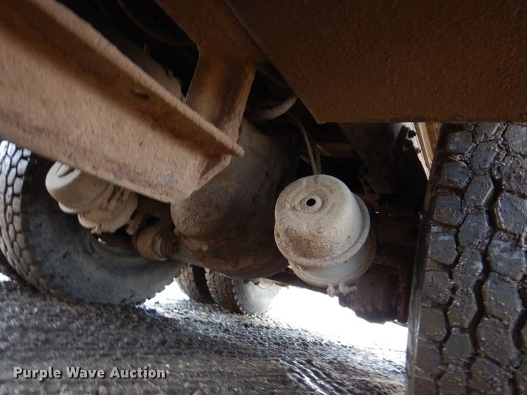 image for item JK9480 1996 Mack RD690S  dump truck