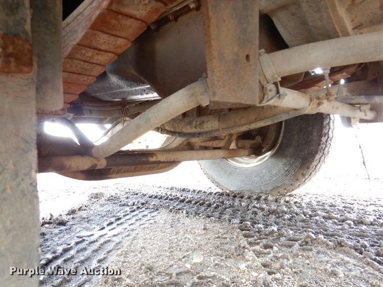 image for item JK9480 1996 Mack RD690S  dump truck