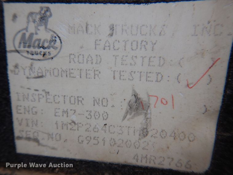 image for item JK9480 1996 Mack RD690S  dump truck