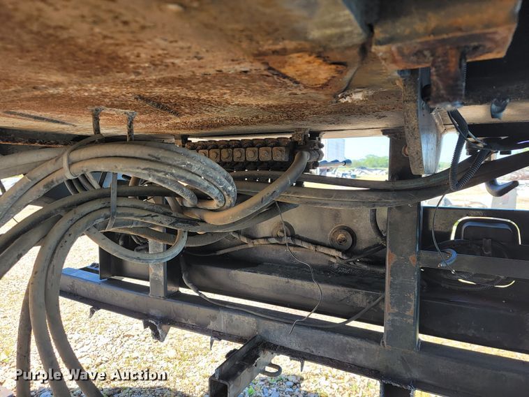 image for item JL9445 National 1200  crane