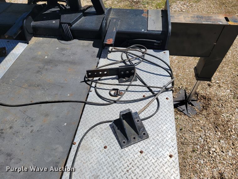 image for item JL9445 National 1200  crane