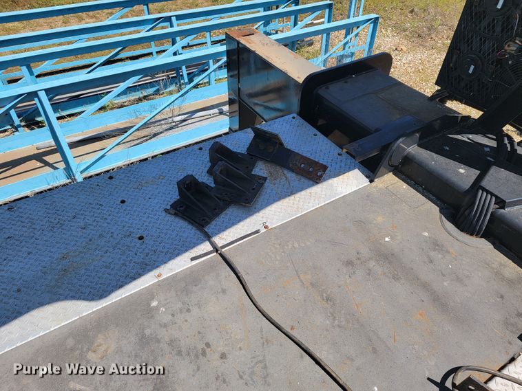 image for item JL9445 National 1200  crane