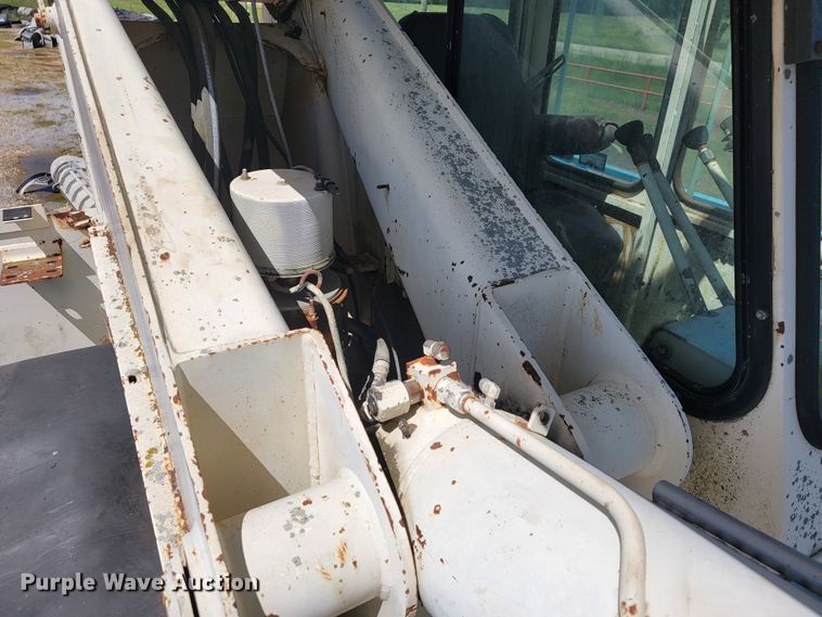 image for item JL9445 National 1200  crane