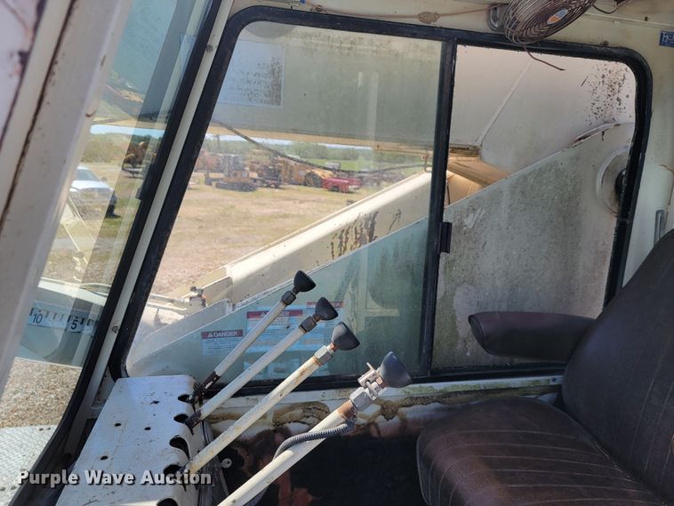 image for item JL9445 National 1200  crane