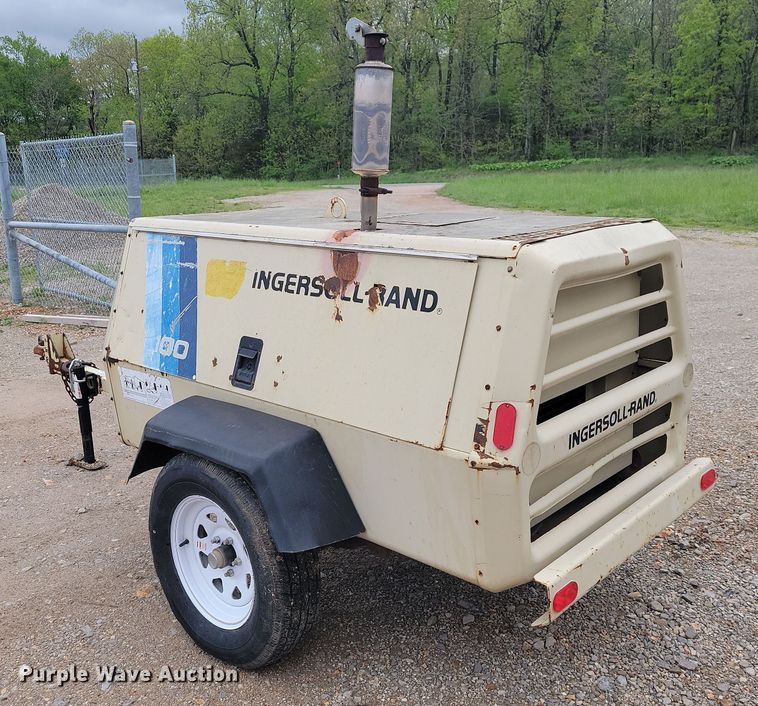 image for item JL9501 1993 Ingersoll Rand P100WF  air compressor