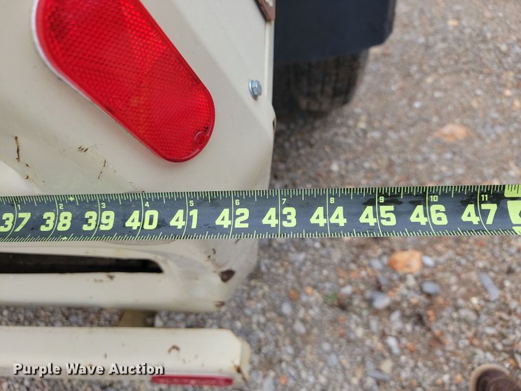 image for item JL9501 1993 Ingersoll Rand P100WF  air compressor