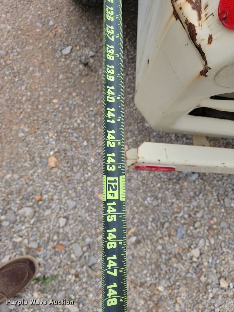 image for item JL9501 1993 Ingersoll Rand P100WF  air compressor