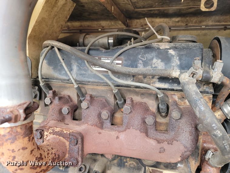 image for item JL9501 1993 Ingersoll Rand P100WF  air compressor