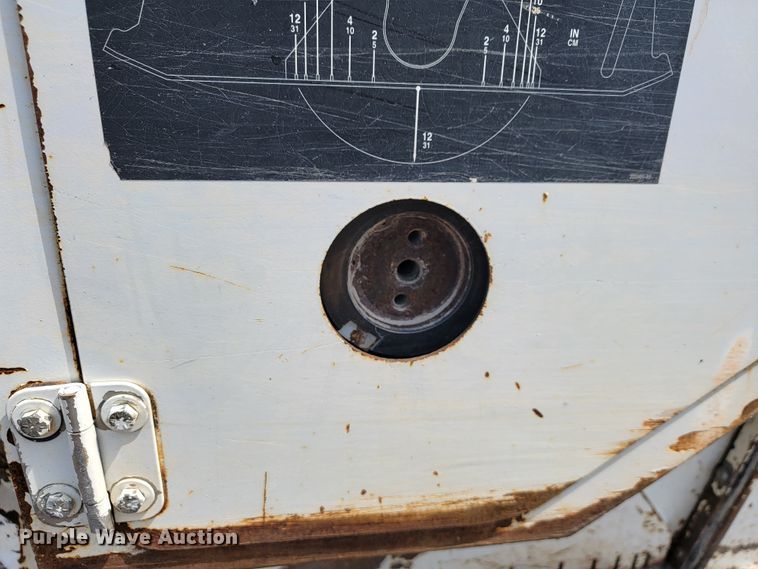 image for item JL9582 2013 Roadtec RX600E  milling machine