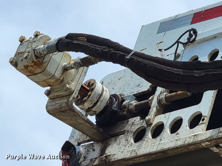 image for item JL9582 2013 Roadtec RX600E  milling machine