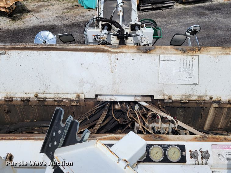 image for item JL9582 2013 Roadtec RX600E  milling machine