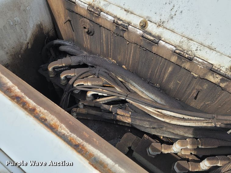 image for item JL9582 2013 Roadtec RX600E  milling machine