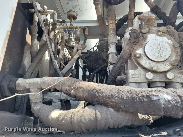 image for item JL9582 2013 Roadtec RX600E  milling machine