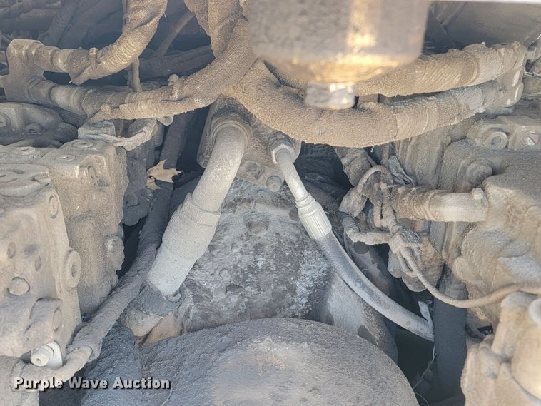 image for item JL9582 2013 Roadtec RX600E  milling machine